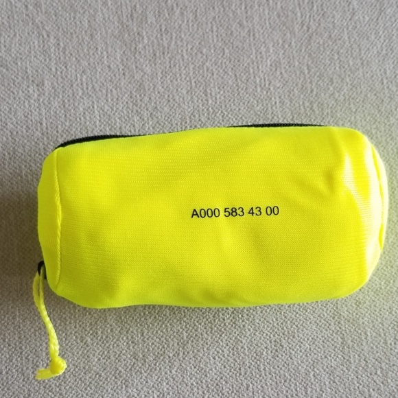 *Last One * NWOT Authentic Mercedes-Benz Neon Safety Vest - Picture 8 of 8